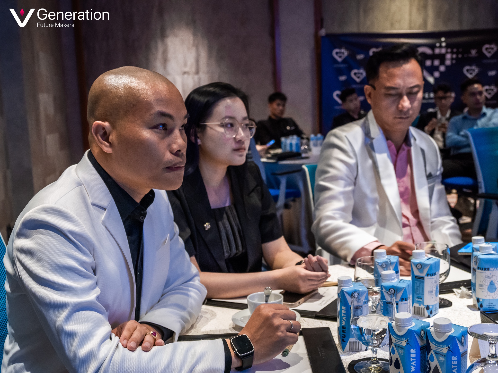 Đi dự sự kiện ở Singrapo